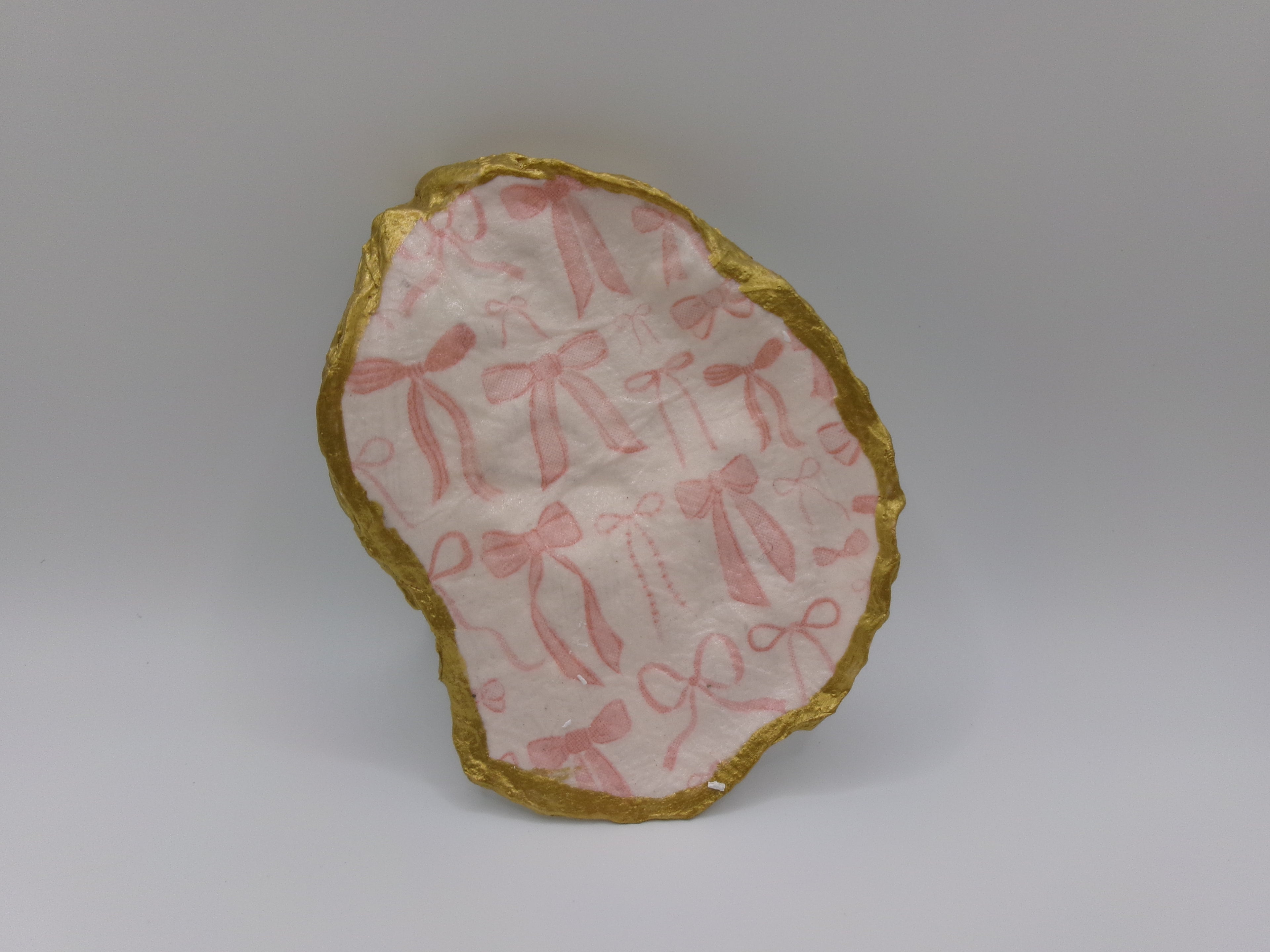 Pink Bow Oyster Dish