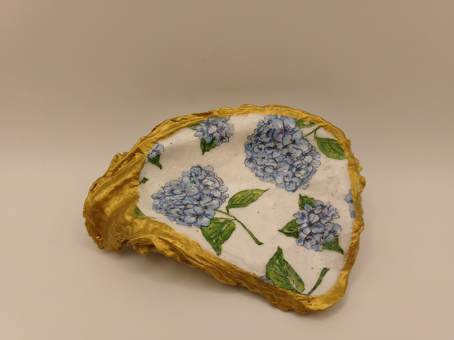 Blue Hydrangea Oyster Dish